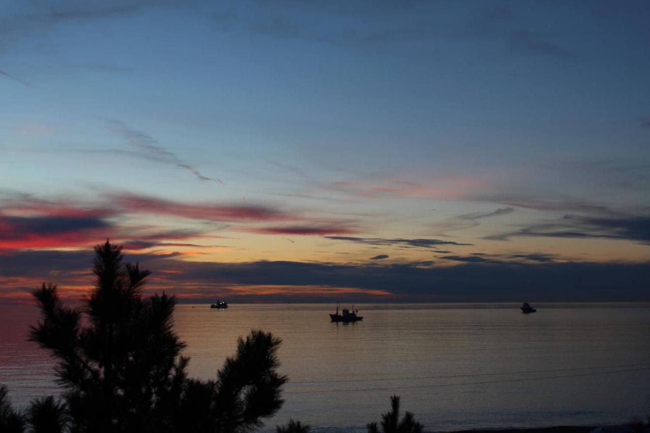 Iveri Beach Kobuleti Extérieur photo